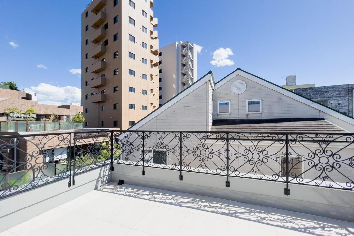 The Sanctus Ebisu Apartment